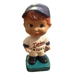 Vintage 1960s Twins Minnesota Bobblehead Nodder Baseball Figurine Collectible